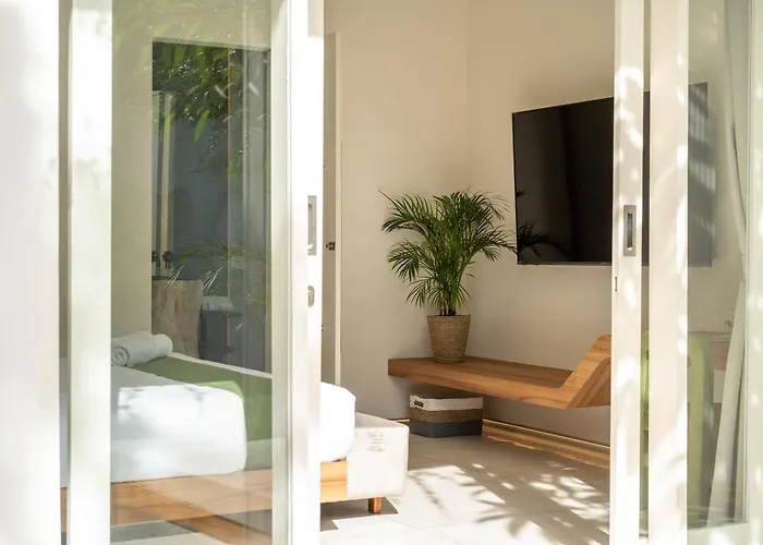 Magic Day 2br With Private Sauna, Jacuzzi, Projector *